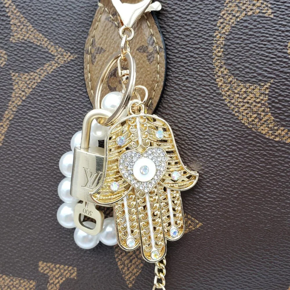 LV Gold Padlock & Key 🔒 Authentic Louis Vuitton Bag Unbranded Evil Eye Charm_10